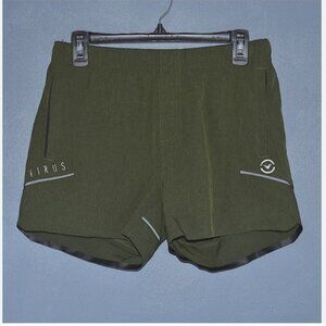 Share Virus shorts 3.5" inseam Men's size small, green